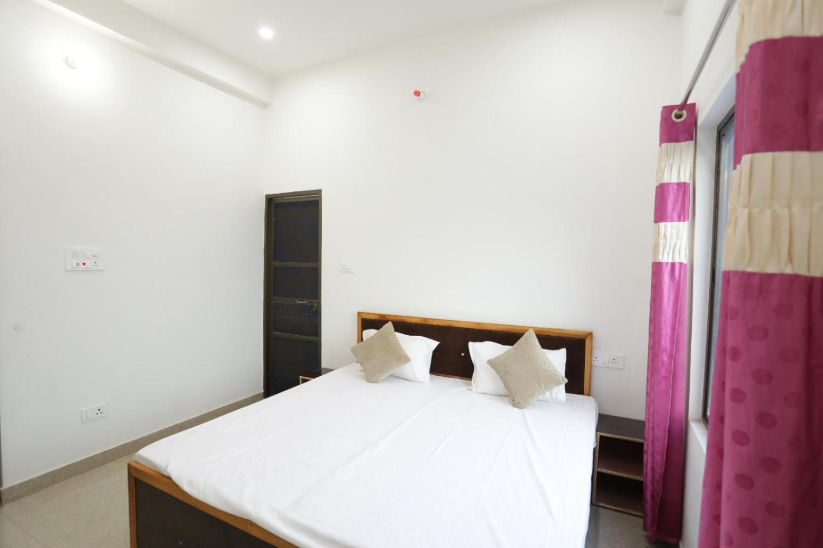 Bhardwaj Darbar Hotel Varanasi Ngoại thất bức ảnh